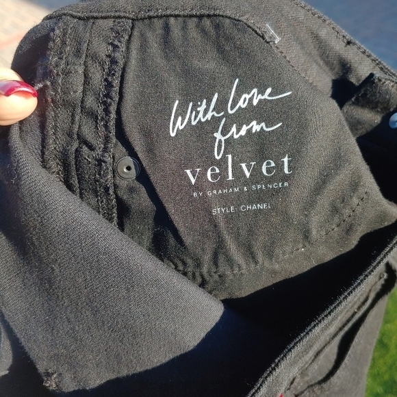 Velvet Graham & Spencer | NWOT Crop Kick Flare Chanel black jeans - Picture 6 of 7